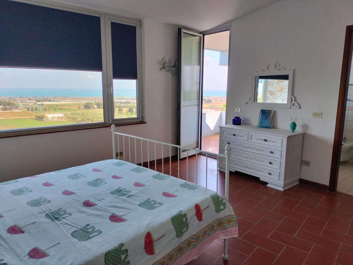 לינה וארוחת בוקר קונברסאנו Le Finestre Sul Mare מראה חיצוני תמונה
